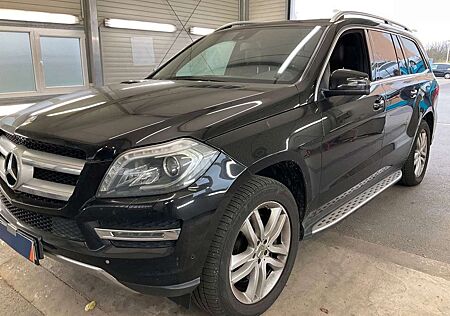 Mercedes-Benz GL 500 4Matic +BI-XENON+LEDER+360°+MASSAGE+NAVI+