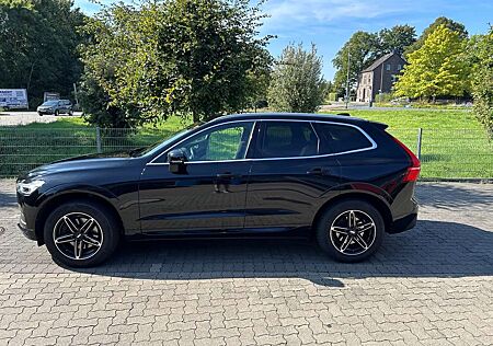 Volvo XC 60 XC60 XC60*D4*AWD*Momentum*AHK,*SHZ*8-fach