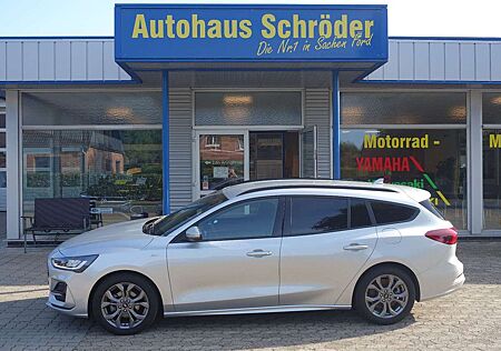 Ford Focus Turnier ST-Line / Neues Modell