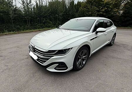 VW Arteon Volkswagen R-Line
