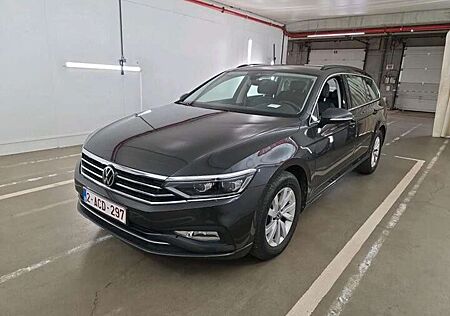 VW Passat Volkswagen 2.0 TDI DSG*LED*LEDER*Netto-15200€