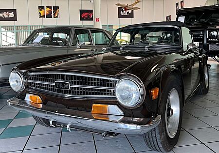 Triumph TR6