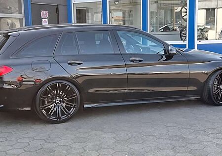 Mercedes-Benz C 200 T AMG Panorama 20 Zoll