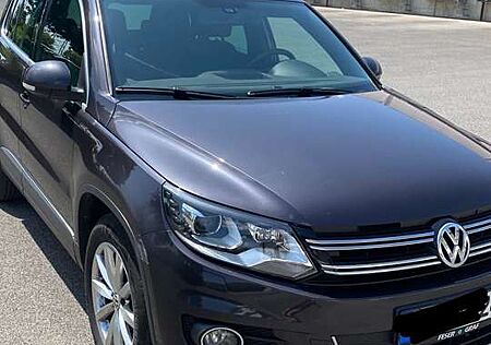 VW Tiguan Volkswagen Lounge Sport & Style BMT