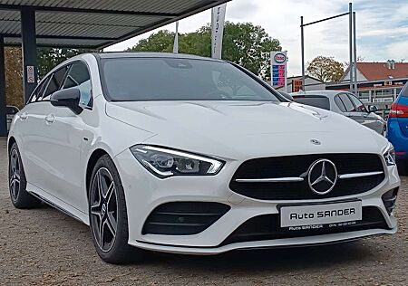 Mercedes-Benz CLA 200 Shooting Brake Edition AMG PANO