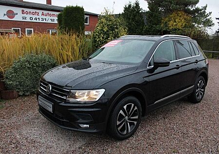 VW Tiguan Volkswagen 2.0 TDI 4x4 DSG IQ.DRIVE *Navi,AHK,Panorama,SHZ*