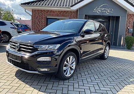 VW T-Roc Volkswagen 1.5 TSI DSG,AHK,Navi,CarPlay