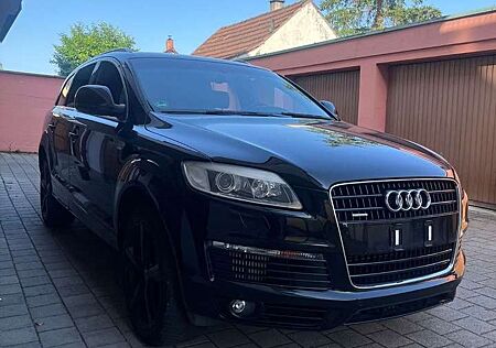 Audi Q7 3.0 TDI 4x4 Quattro S-LINE - ALLWETTER REIFEN