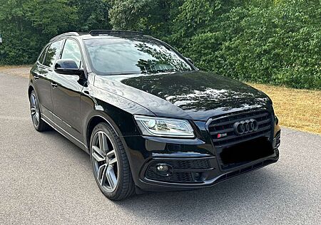 Audi SQ5 3.0 TDI competition 21er AHK PANO STHZG B&O