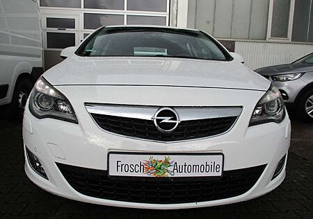 Opel Astra J Lim. 5-trg. Edition*Navi*Xenon*PDC*2.HD*S-Heft