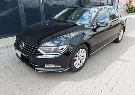 VW Passat Volkswagen 2.0 TDI SCR (BlueMotion Technology) DSG Com