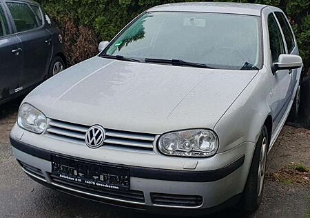 VW Golf Volkswagen IV 1.6