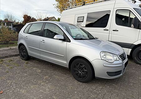 VW Polo Volkswagen Trendline