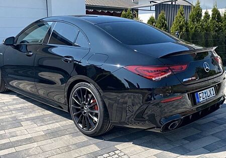 Mercedes-Benz CLA 35 AMG
