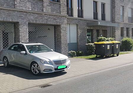 Mercedes-Benz E 250 CDI DPF BlueEFFICIENCY 7G-TRONIC Avantgarde