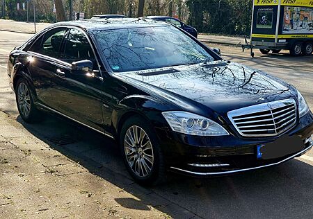 Mercedes-Benz S 350 CDI 4Matic (221.080)