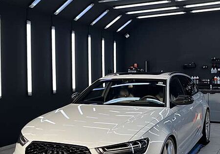 Audi RS6 4.0 TFSI quattro Performance