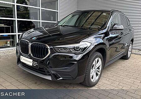 BMW X1 sDrive18iA Advantage Navi LED Pano 17"LM