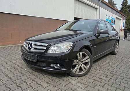 Mercedes-Benz C 200 C200CGI BlueEFFICIENCY AVANTGARDE Motor klackert