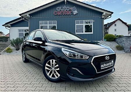 Hyundai i30 Limousine 1.4i°Shz°Alu°PDC°Klima°1.Hand°EU6