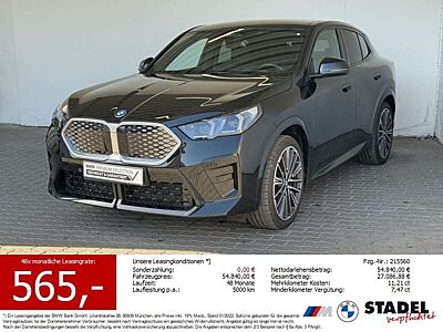 BMW iX2 xDrive30 M Sport Navi.LED.AHK.360°.Pano.ACC