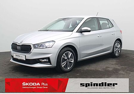 Skoda Fabia Selection 1.5TSI DSG / Navi,SmartLink, LED