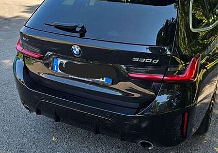 BMW 330d 330 Touring mhev 48V xdrive MSport auto