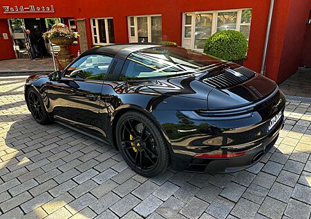 Porsche 992 992Targa GTS VOLLA.CERAMIC.LIFT.INNODRIV.