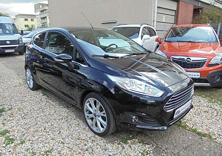 Ford Fiesta Titanium Start/Stop,Klimatronik,PDC,1-Hand!!!