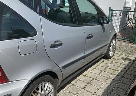 Mercedes-Benz A 140 Classic