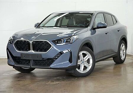 BMW X2 20 i sDrive Sport HeadUp 360°Kam DrivingAsist