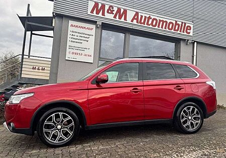 Mitsubishi Outlander 2.2 DI-D 4WD *7-Sitzer+AHK+R-CAM+GSHD*