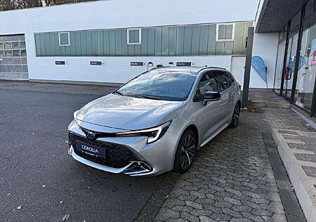 Toyota Corolla Hybrid Teamplayer