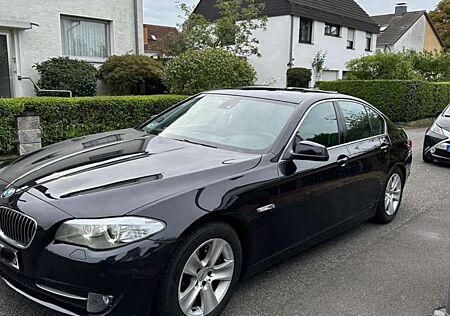 BMW 525d 525 *HeadU-Display*Leder*Sitzheizung