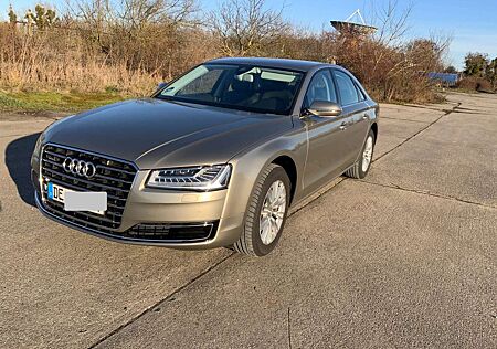 Audi A8 4.0 TFSI cylinder on demand quattro tiptronic