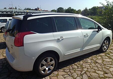 Peugeot 5008 120 VTi Premium