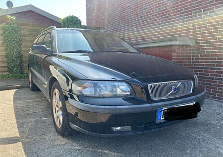 Volvo V70 D5