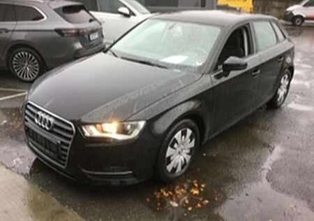 Audi A3 Sportback 1.2TFSI *Ambition*Navi+BT+GRA+PDC+Stzhzg