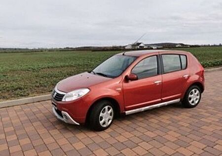 Dacia Sandero 1.6 MPI Laureate