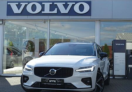 Volvo V60 Ultra B4 Dark/B&W/360/AHK/Pano/HeadUP/BLIS