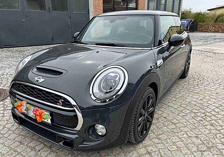 Mini Cooper S CHILI *PANO*KLIMA*LED*SERVICE-INCLUSIVE 3 JAHRE**