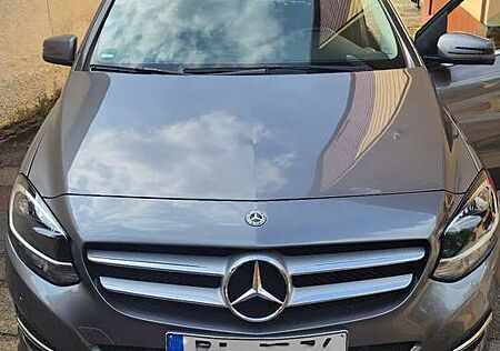 Mercedes-Benz B 180 (246.242)