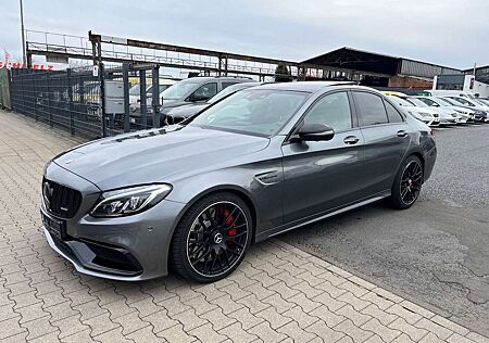 Mercedes-Benz C 63 AMG C 63S AMG Panorama/ 360°/HuD/ Sitzkühlung/Memory