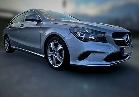 Mercedes-Benz CLA 220 CDI Shooting Brake