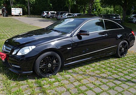 Mercedes-Benz E 500 Coupe BlueEFFICIENCY 7G-TRONIC Avantgarde