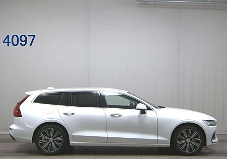 Volvo V60 Kombi D4 Inscription Navi LED el.Heck RFK