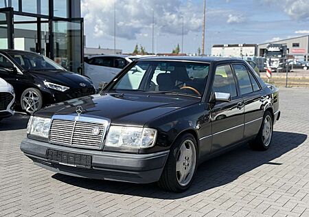 Mercedes-Benz 260 E