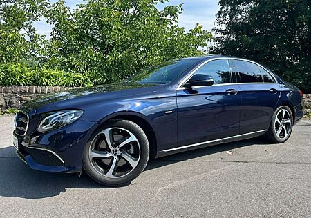 Mercedes-Benz E 200 (213.080)