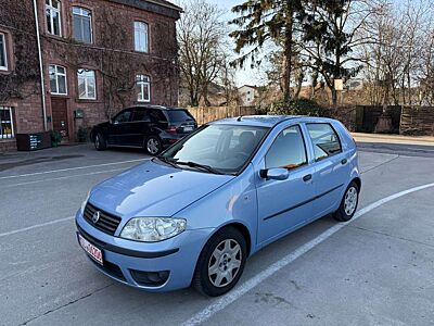 Fiat Punto 1.3 JTD 70 Multijet Dynamic/5 Türig/Tüv 27