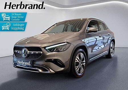 Mercedes-Benz GLA 200 Progressive AHK 18" LM Distronic Kamera